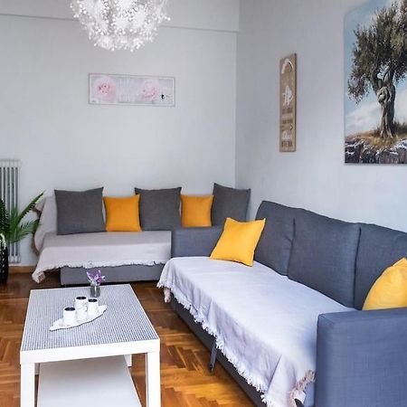Cozy Airbnb Room In Athena Bagian luar foto