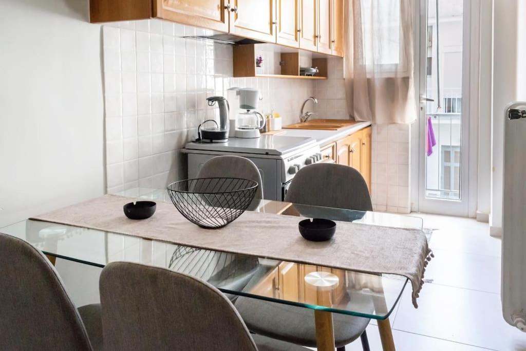 Cozy Airbnb Room In Athena Bagian luar foto